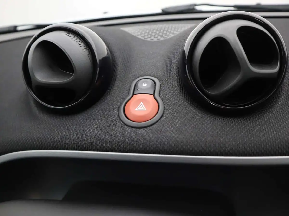 2018-smart-fortwo-10-prime-sport-premium-coupe-twinamic-big-11