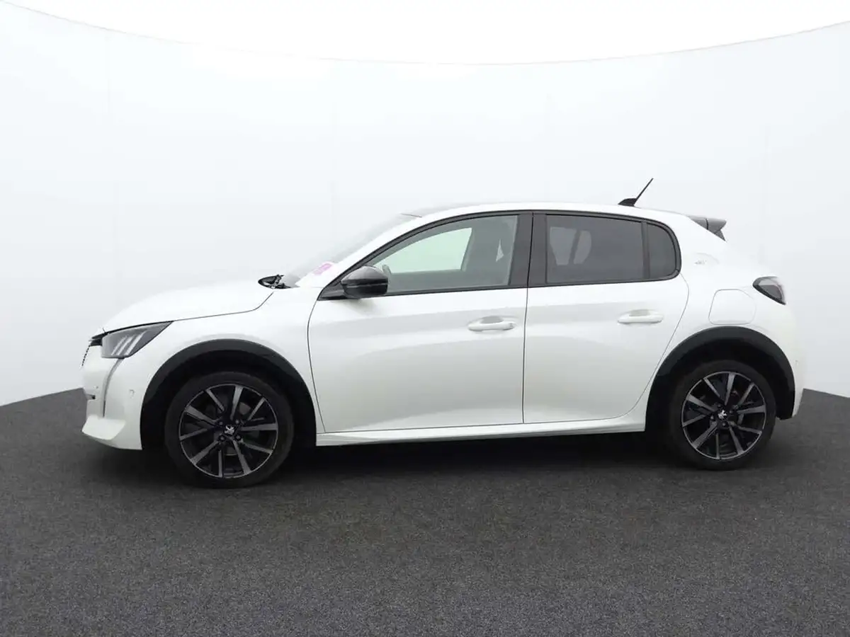 2022-peugeot-208-12-puretech-gt-premium-100bhp-big-4