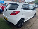2013-mazda-mazda2-13-venture-small-9