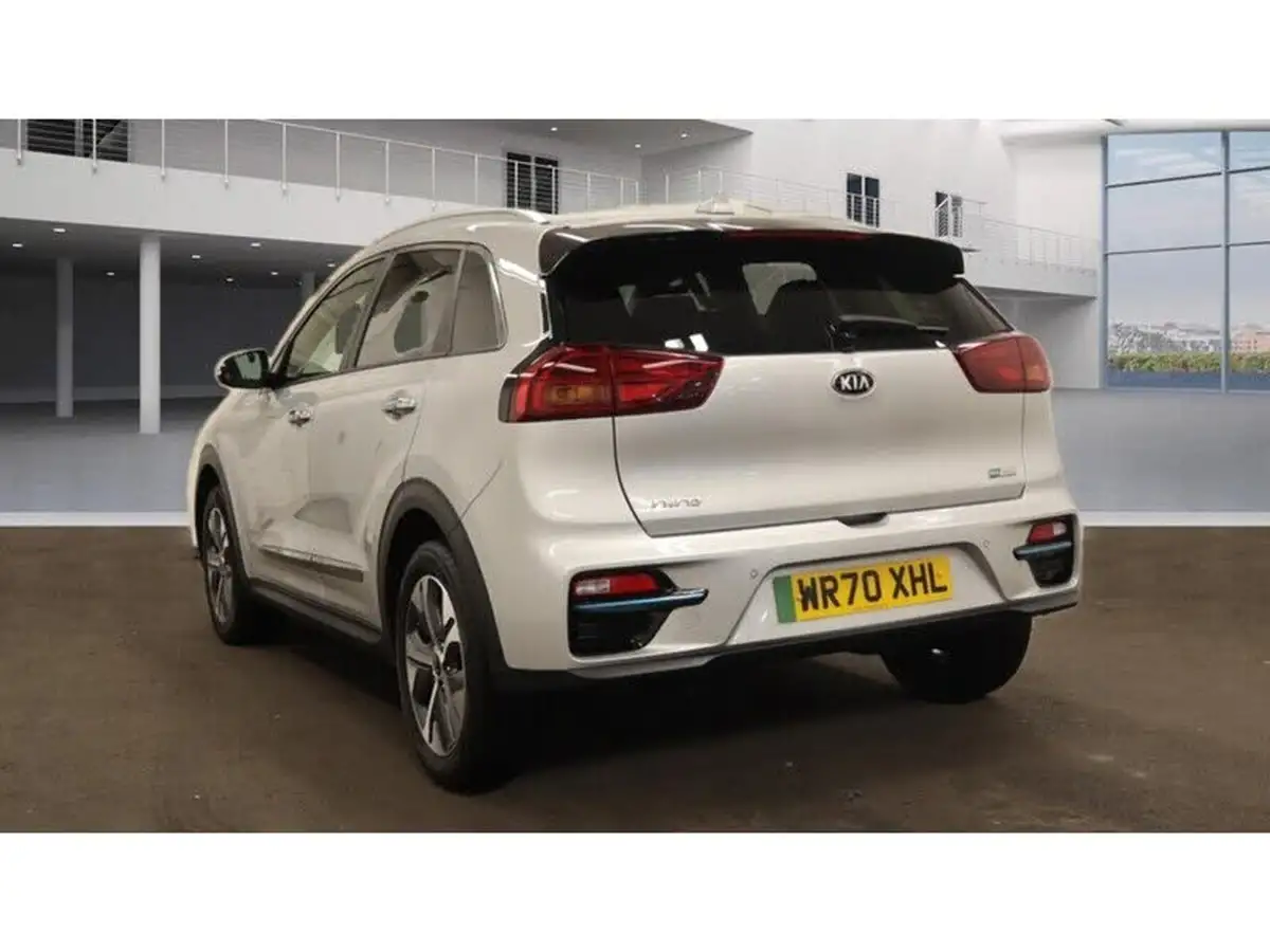 2020-kia-e-niro-ev-4-big-6