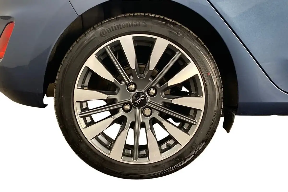 2023-ford-fiesta-10t-titanium-x-125ps-hybrid-mhev-big-8