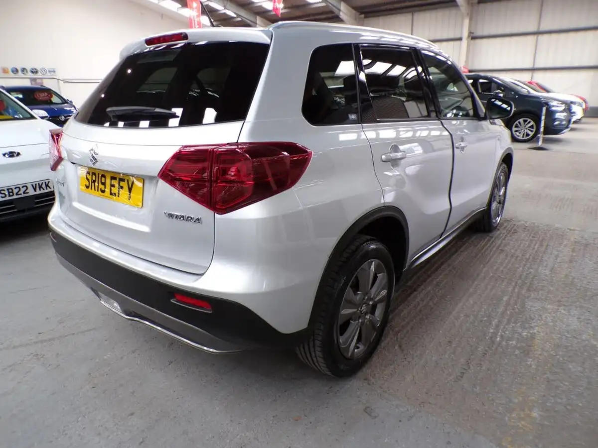 2019-suzuki-vitara-10-boosterjet-sz-t-big-6