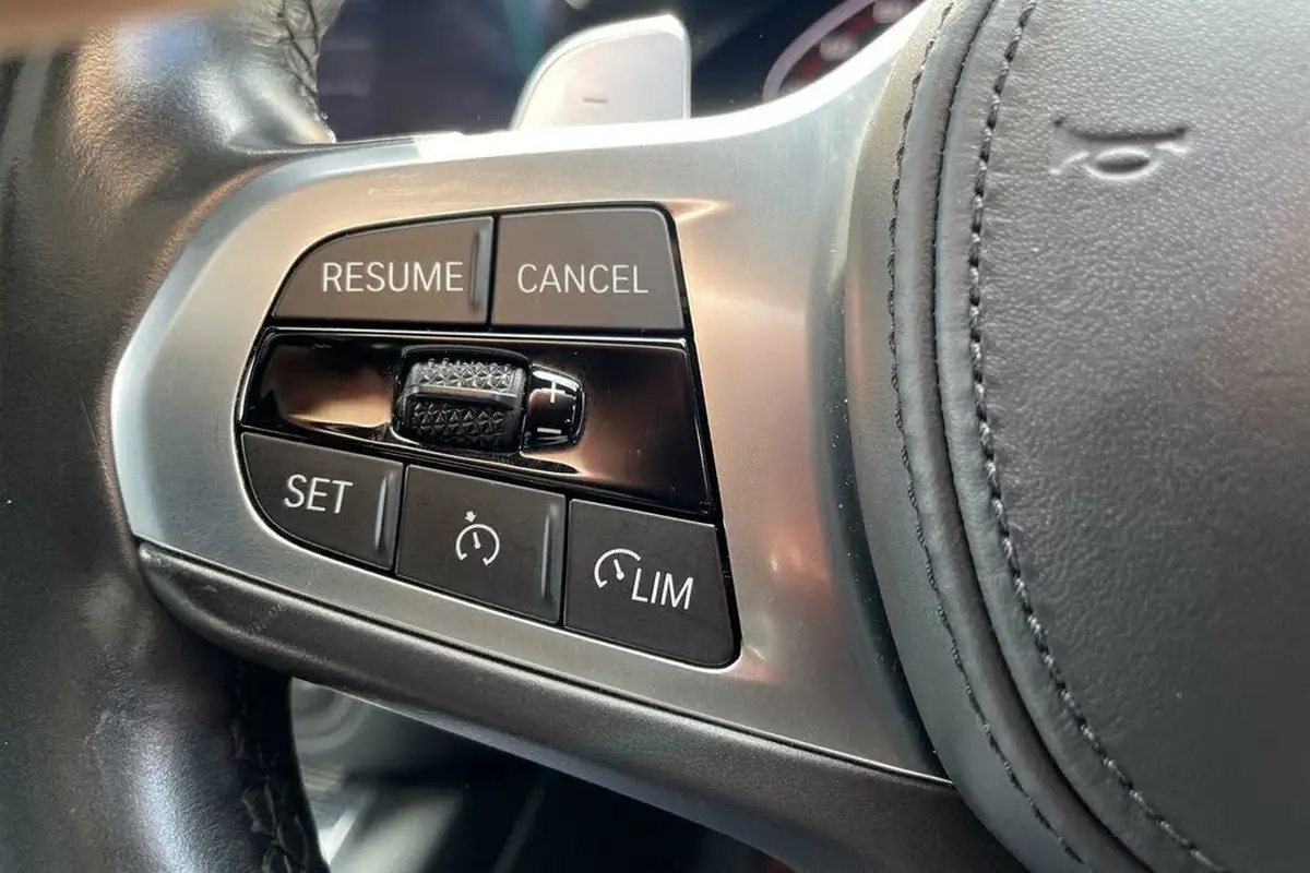 2020-bmw-3-series-30-m340i-xdrive-saloon-4d-big-37
