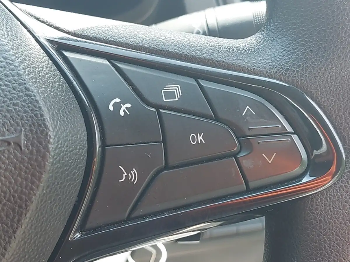 2021-citroen-c3-12-puretech-flair-83ps-big-13