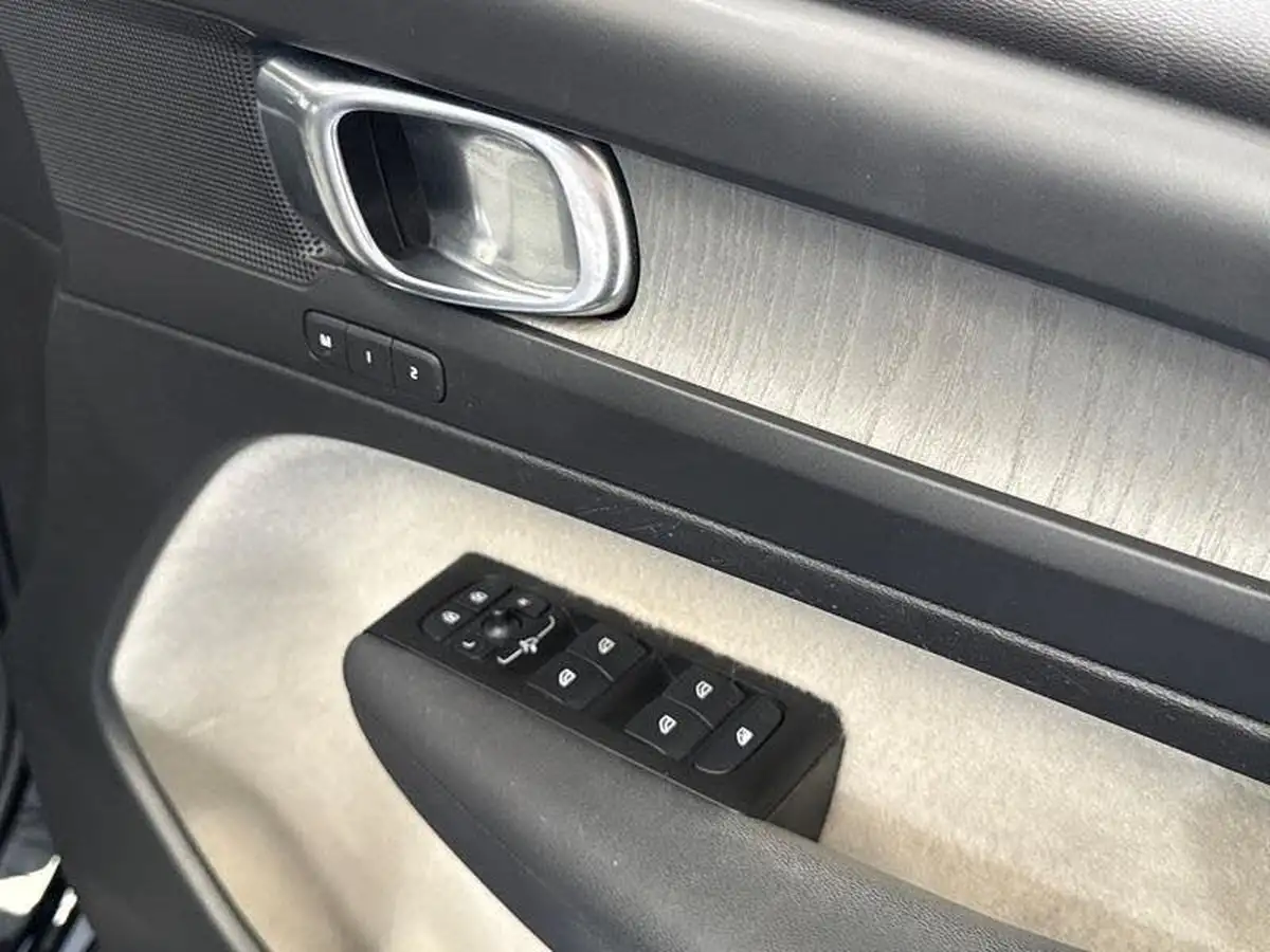 2021-volvo-xc40-20-b4-inscription-pro-194bhp-auto-big-16