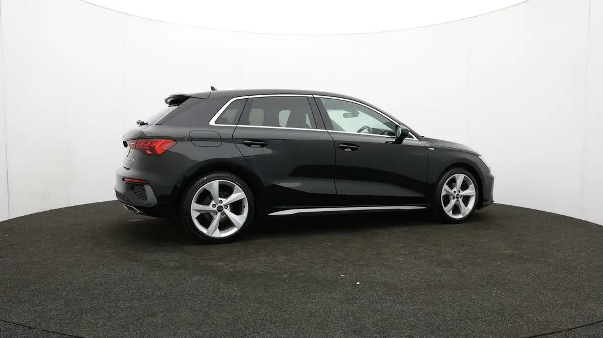 2022-audi-a3-10-30-tfsi-s-line-sportback-5d-big-39