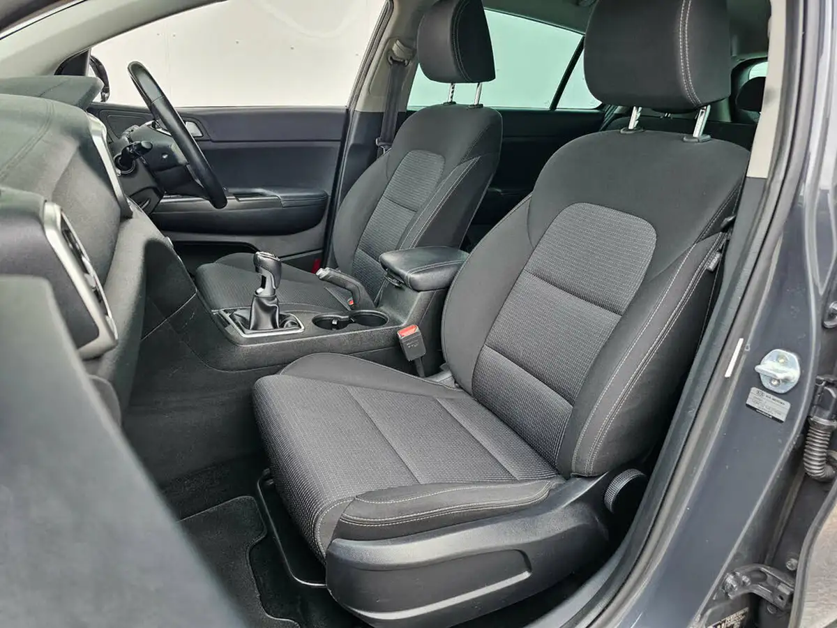 2019-kia-sportage-16-gdi-2-big-8