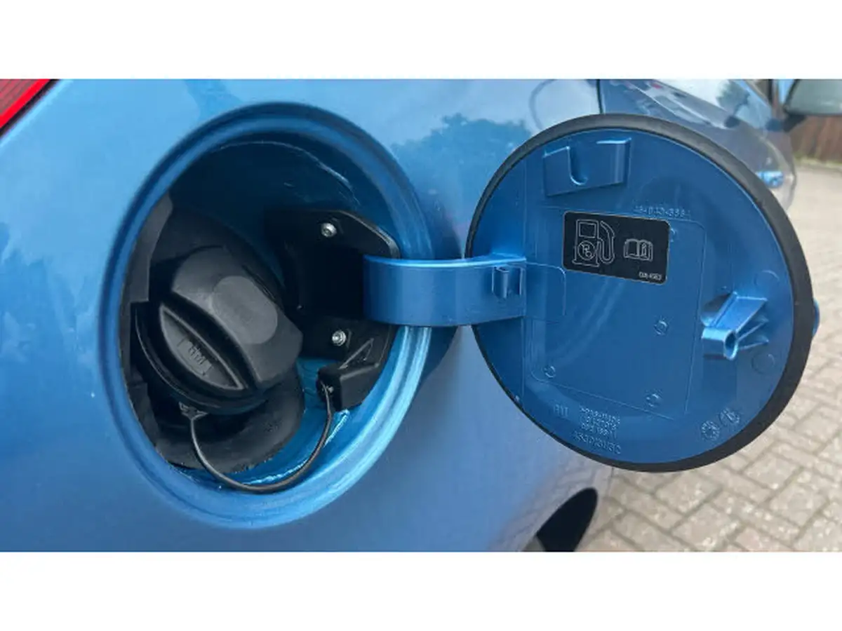 2017-vauxhall-corsa-14i-energy-90ps-ecoflex-ac-5d-big-38