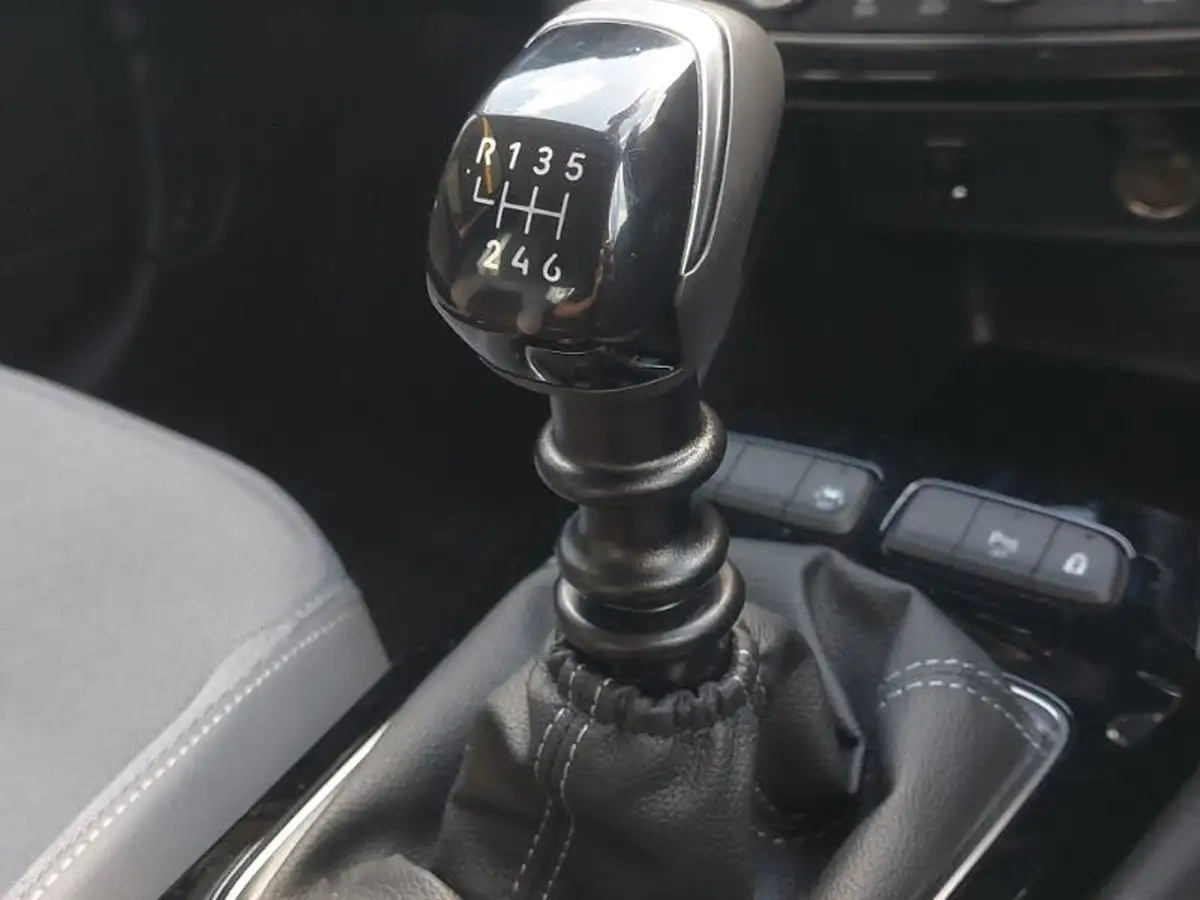 2021-vauxhall-mokka-12-elite-edition-130ps-big-11