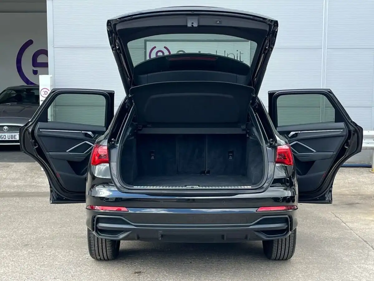 2019-audi-q3-15-35-tfsi-s-line-cod-station-wagon-1498cc-big-19