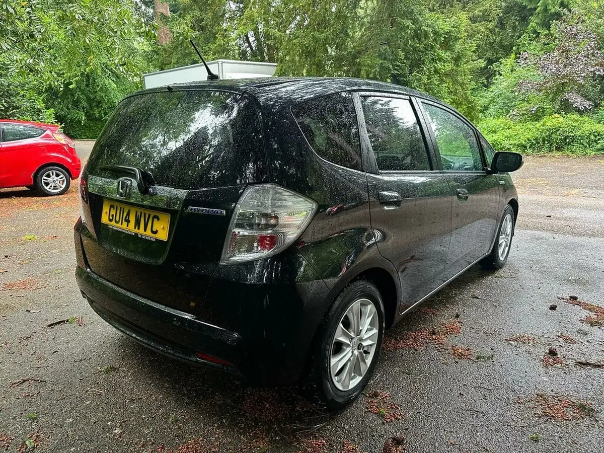 2014-honda-jazz-13-hs-t-big-6