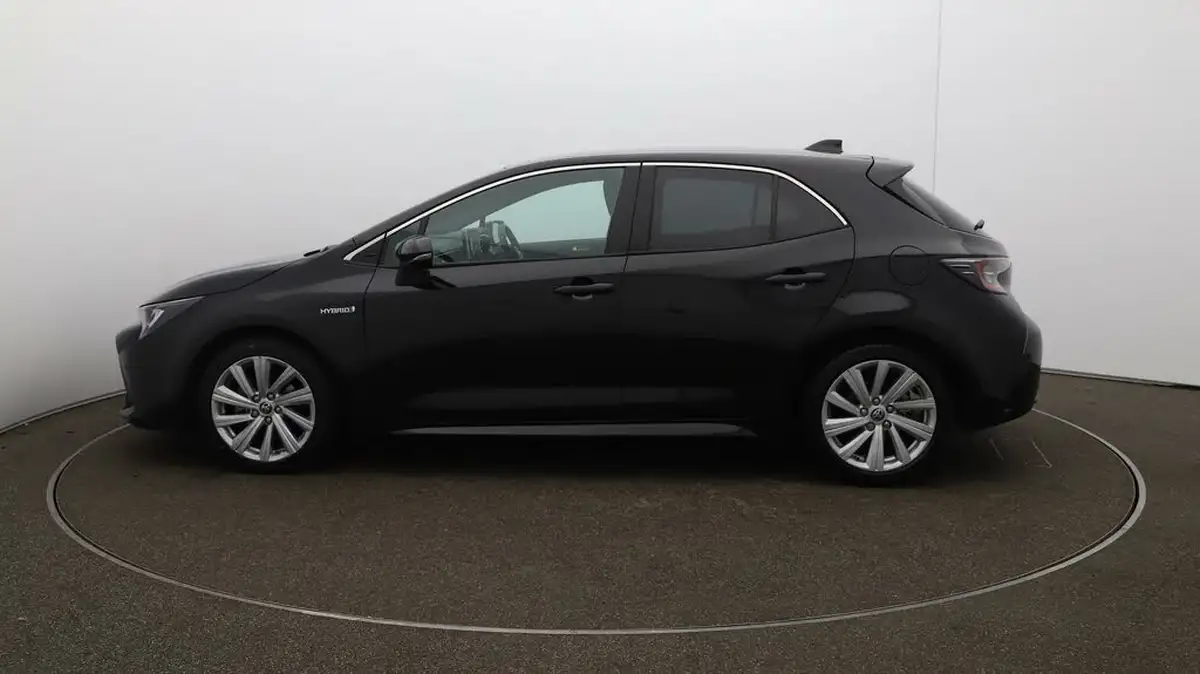 2022-toyota-corolla-18-vvt-i-design-120bhp-trk-hatchback-5d-big-64