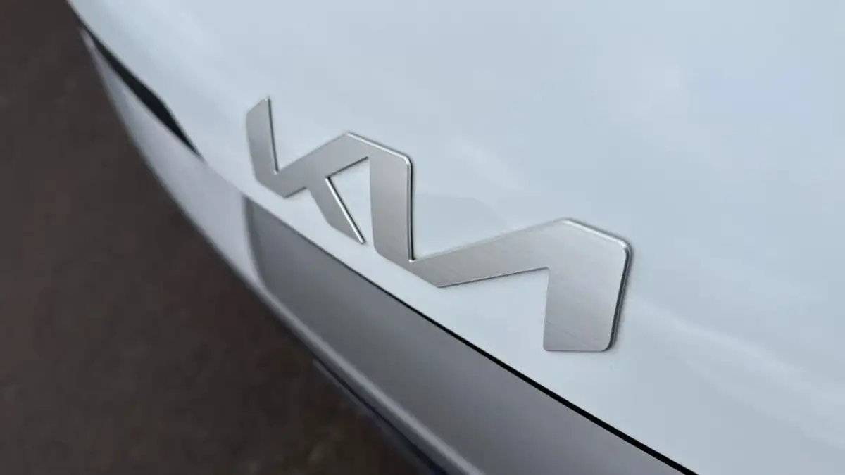 2024-kia-sportage-16-t-gdi-2-157bhp-48v-big-13
