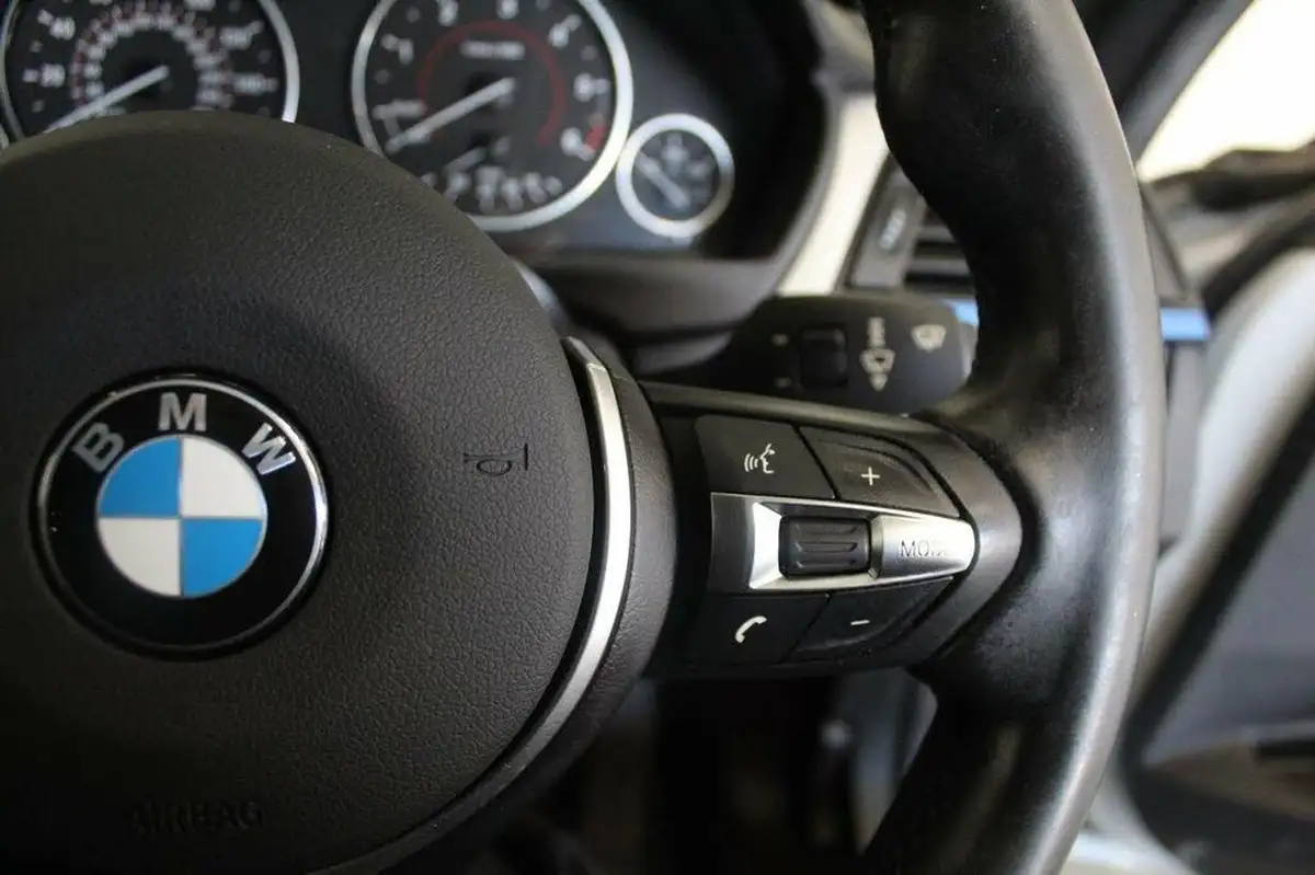 2014-bmw-3-series-20td-320d-m-sport-184bhp-blueperformance-ss-saloon-4d-big-49