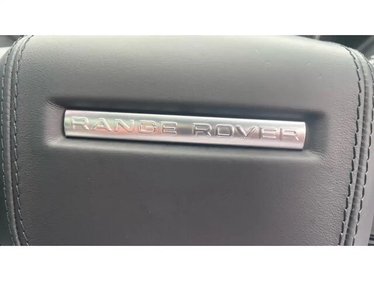 2022-land-rover-range-rover-velar-20-d200-velar-big-39