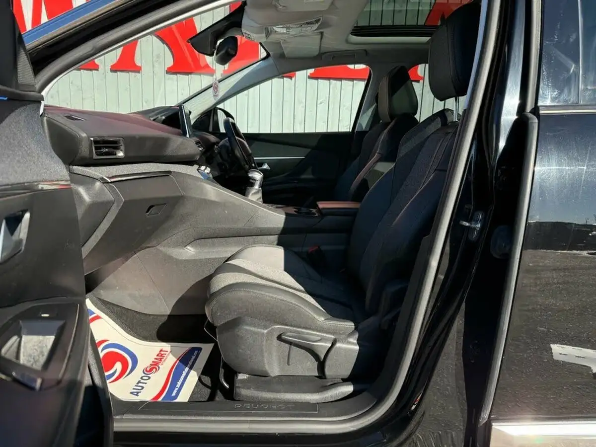 2020-peugeot-5008-suv-12-puretech-allure-big-29