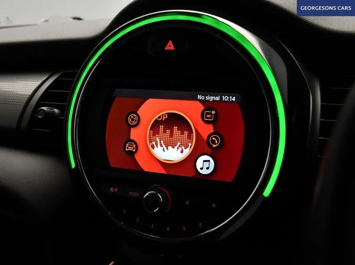 2020-mini-countryman-15-cooper-classic-big-29