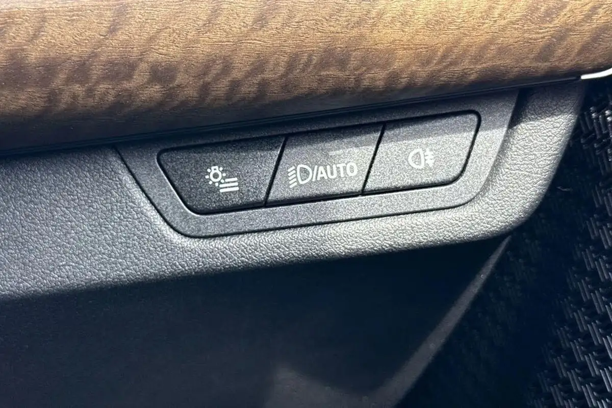 2022-bmw-2-series-15-220i-luxury-big-31