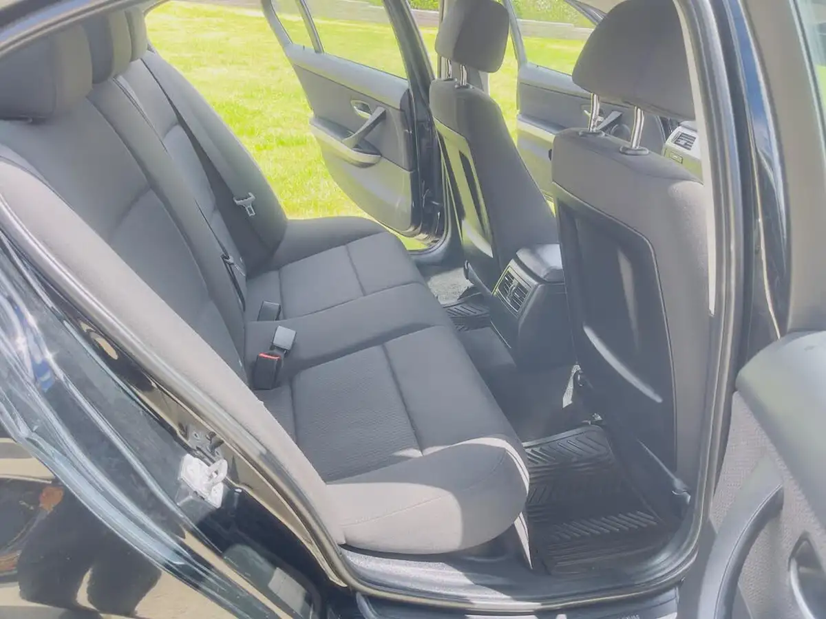 2011-bmw-3-series-20td-320d-efficientdynamics-efficientdynamics-big-35