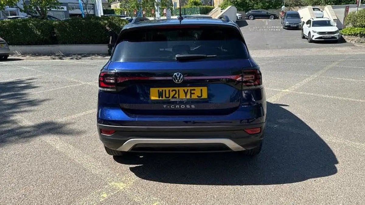 2021-volkswagen-t-cross-10-tsi-active-95ps-big-21