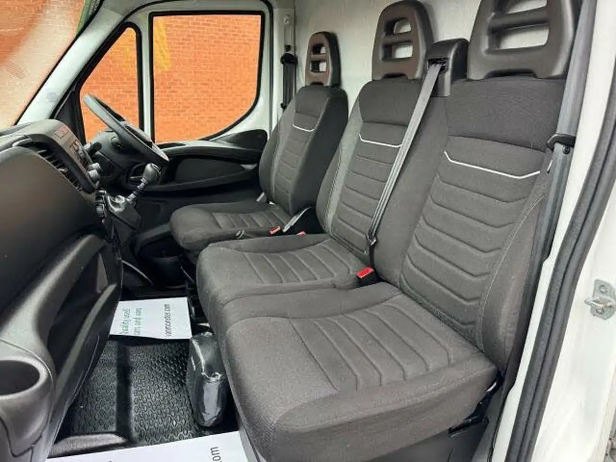 2023-iveco-daily-s-class-23td-35s14v-business-3520mm-h2-136pseu6dt-big-32
