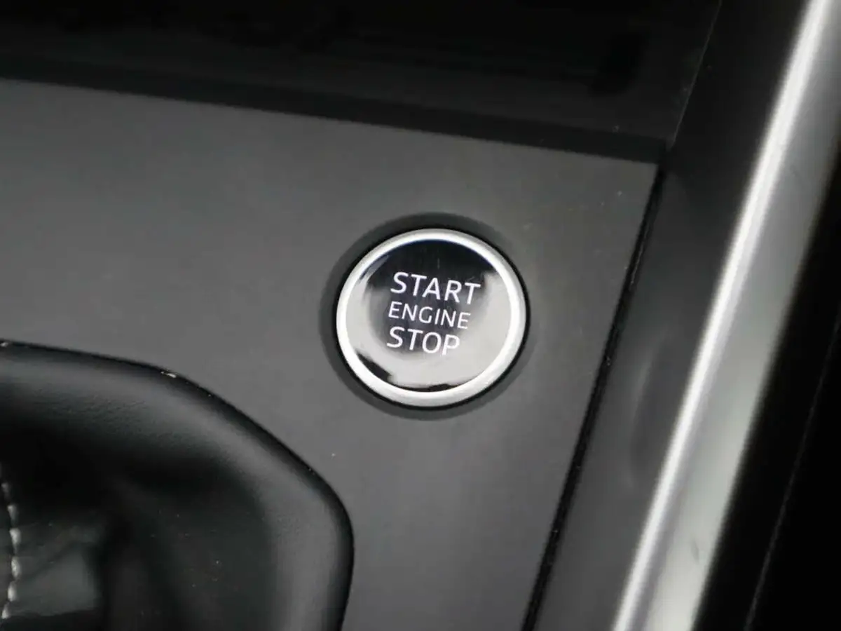 2023-audi-a3-10-30-tfsi-s-line-sportback-5d-big-31