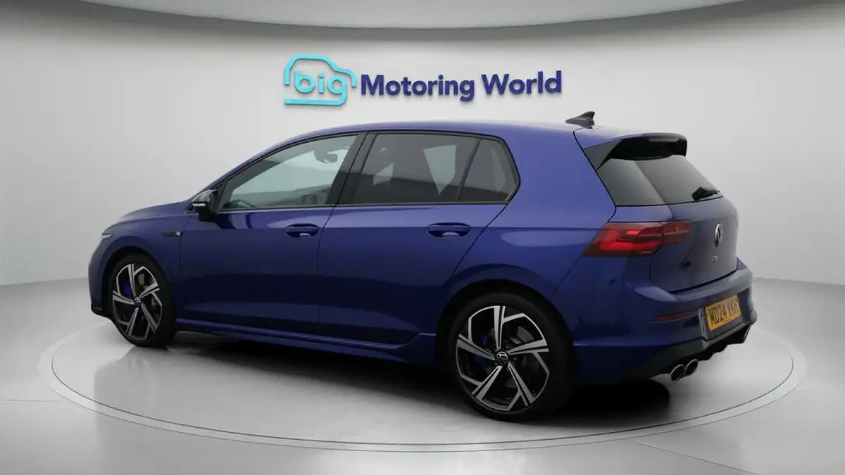 2024-volkswagen-golf-20-tsi-r-320ps-hatchback-big-5