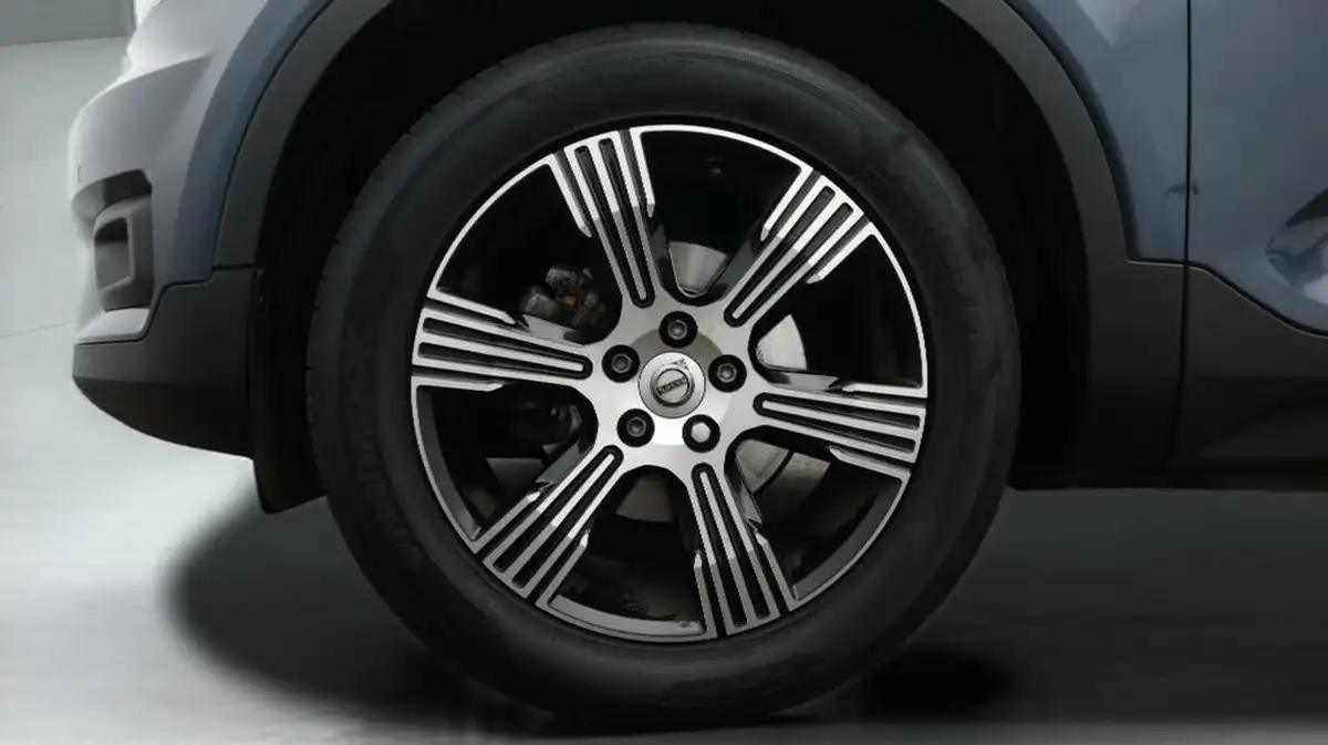 2021-volvo-xc40-15-t3-inscription-161bhp-auto-big-18