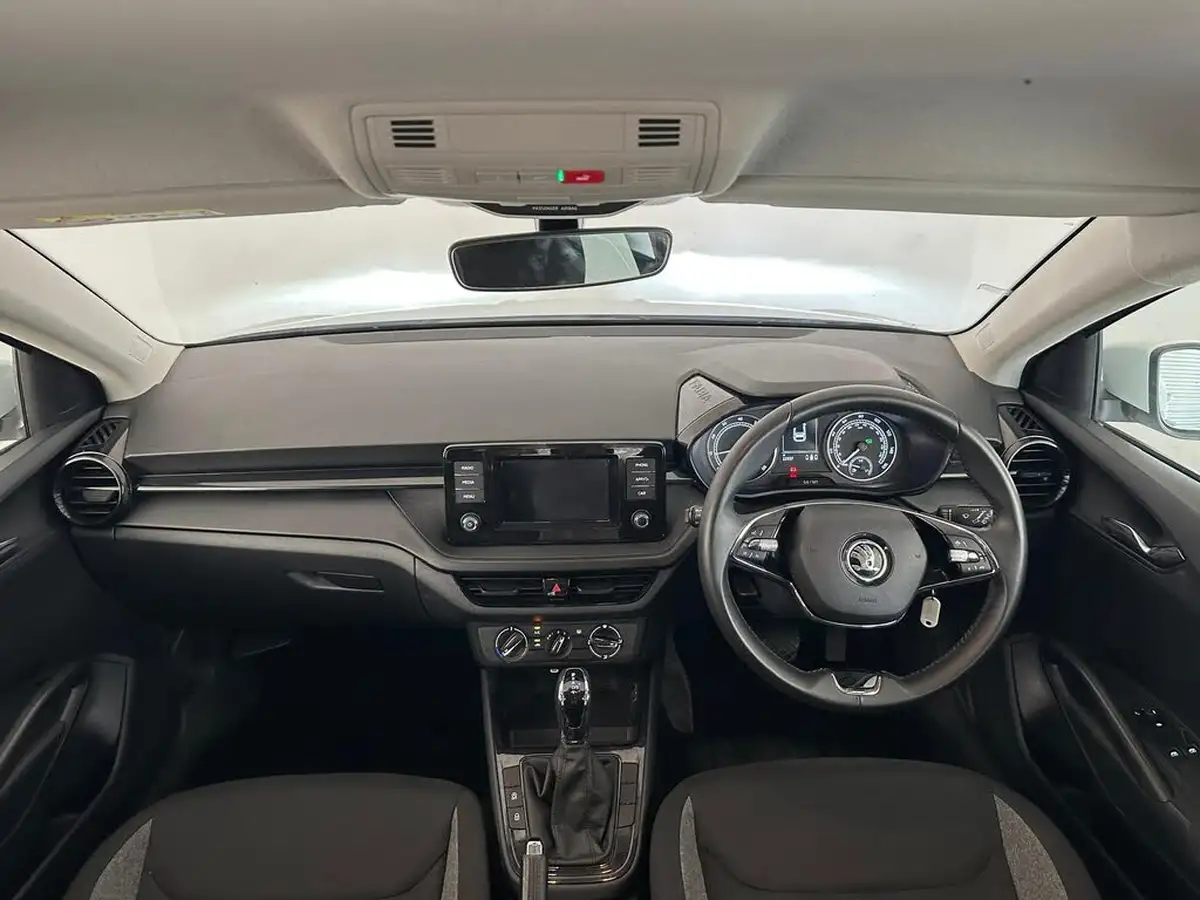 2023-skoda-fabia-10-tsi-se-comfort-109ps-dsg-big-10