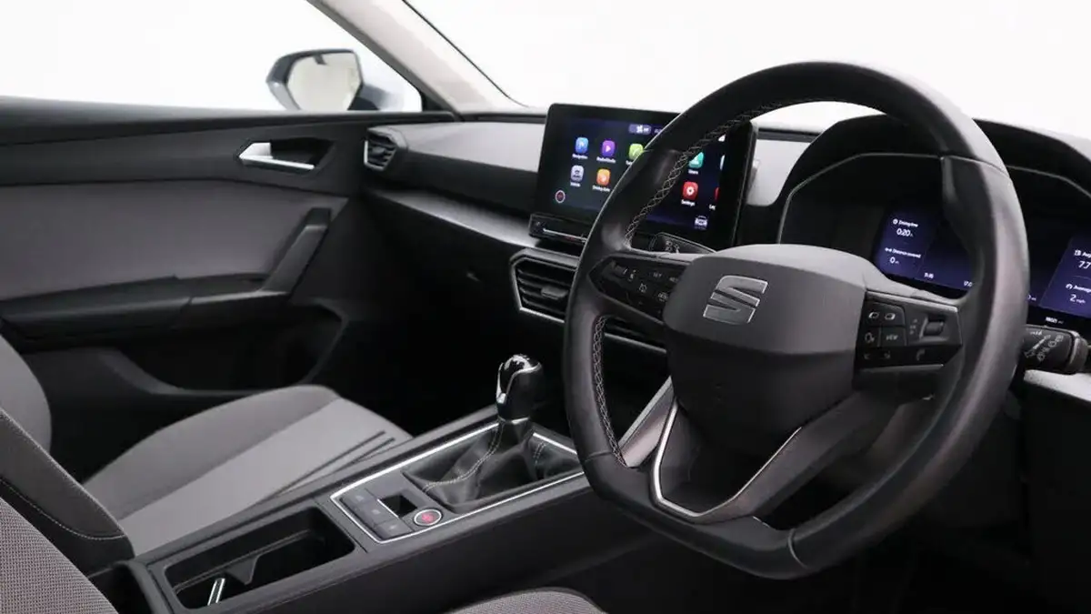 2021-seat-leon-15-tsi-evo-se-dynamic-hatchback-big-6