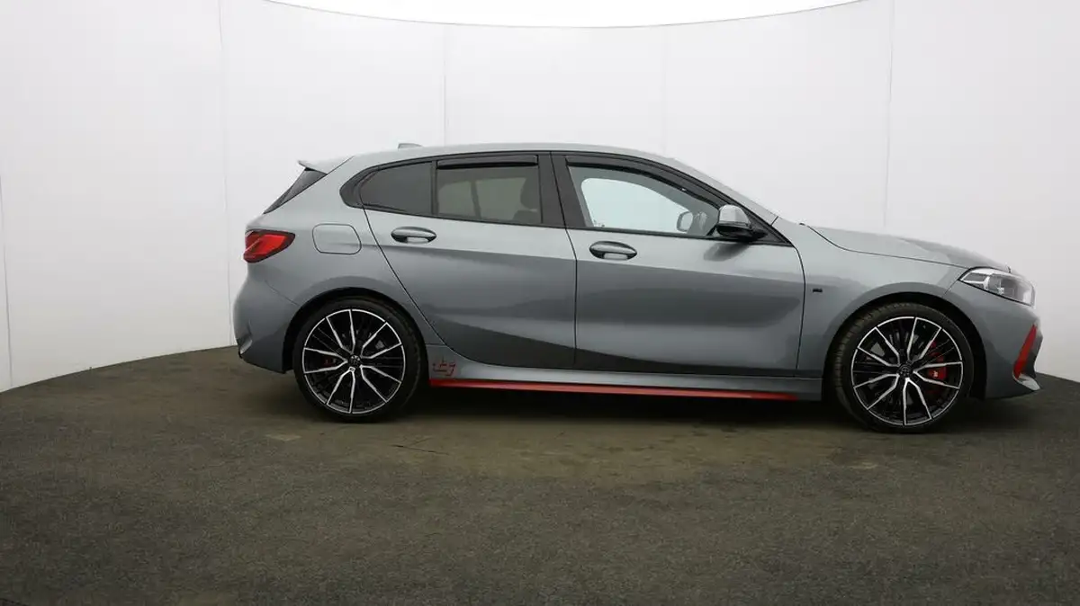 2023-bmw-1-series-20-128ti-lcp-big-7