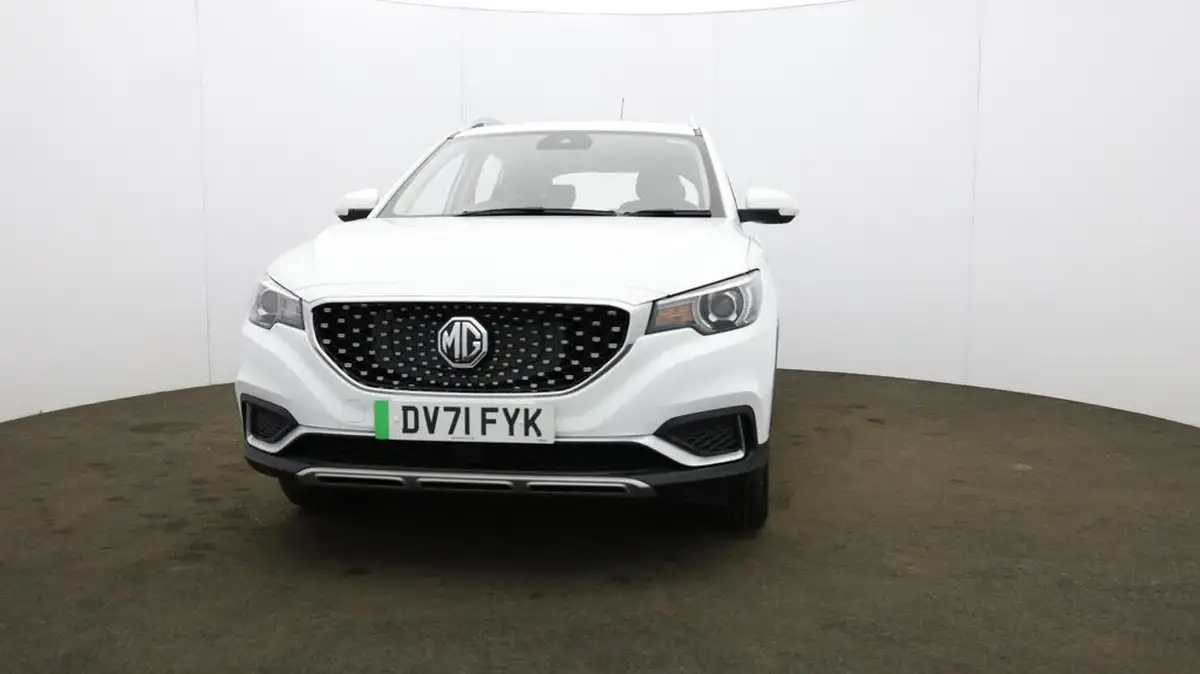 2021-mg-zs-suv-e-exclusive-ev-big-32