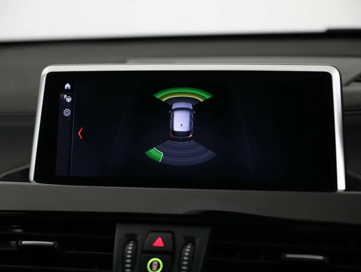 2021-bmw-x1-20-sdrive20i-sport-big-23