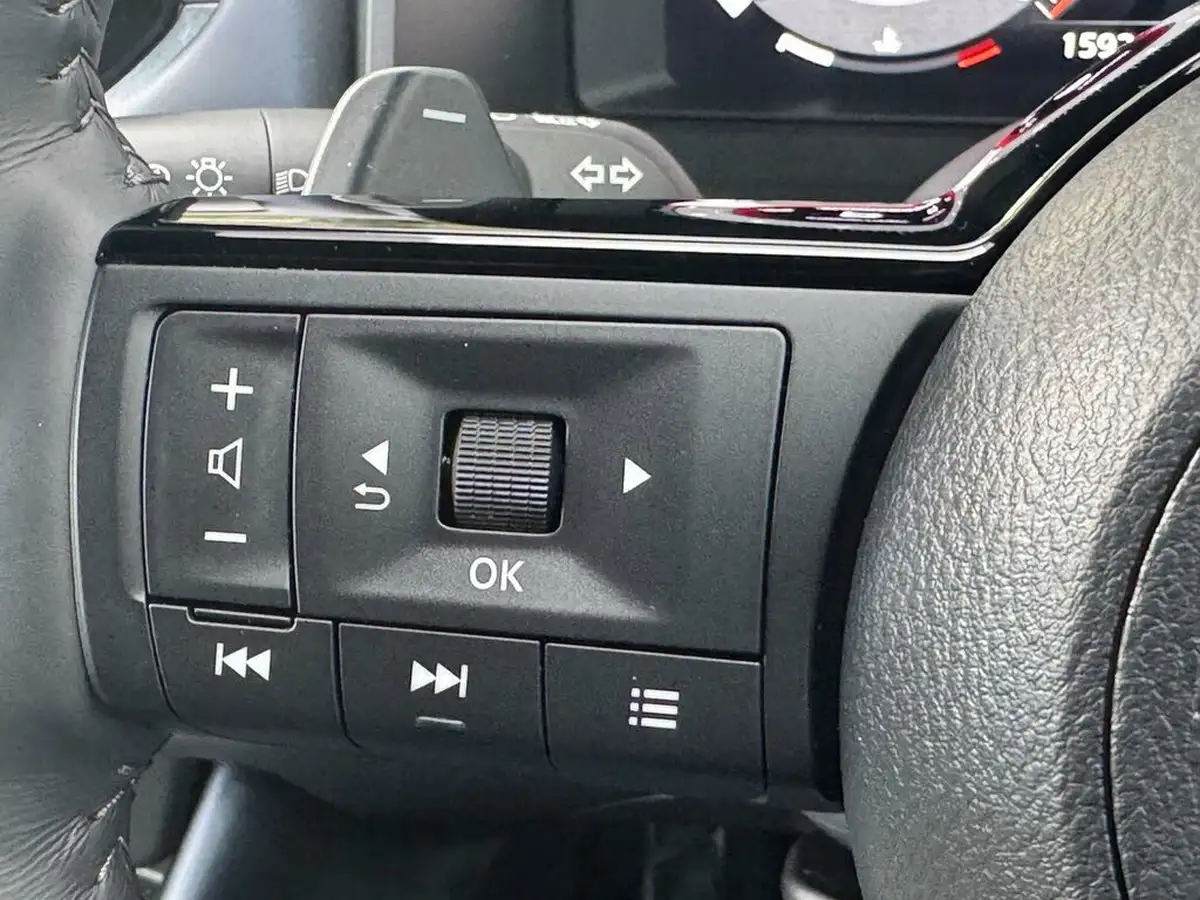 2021-nissan-qashqai-13-dig-t-tekna-158ps-xtronic-big-25
