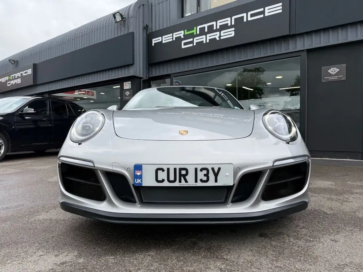 2018-porsche-911-30-carrera-4-gts-450bhp-coupe-pdk-big-11