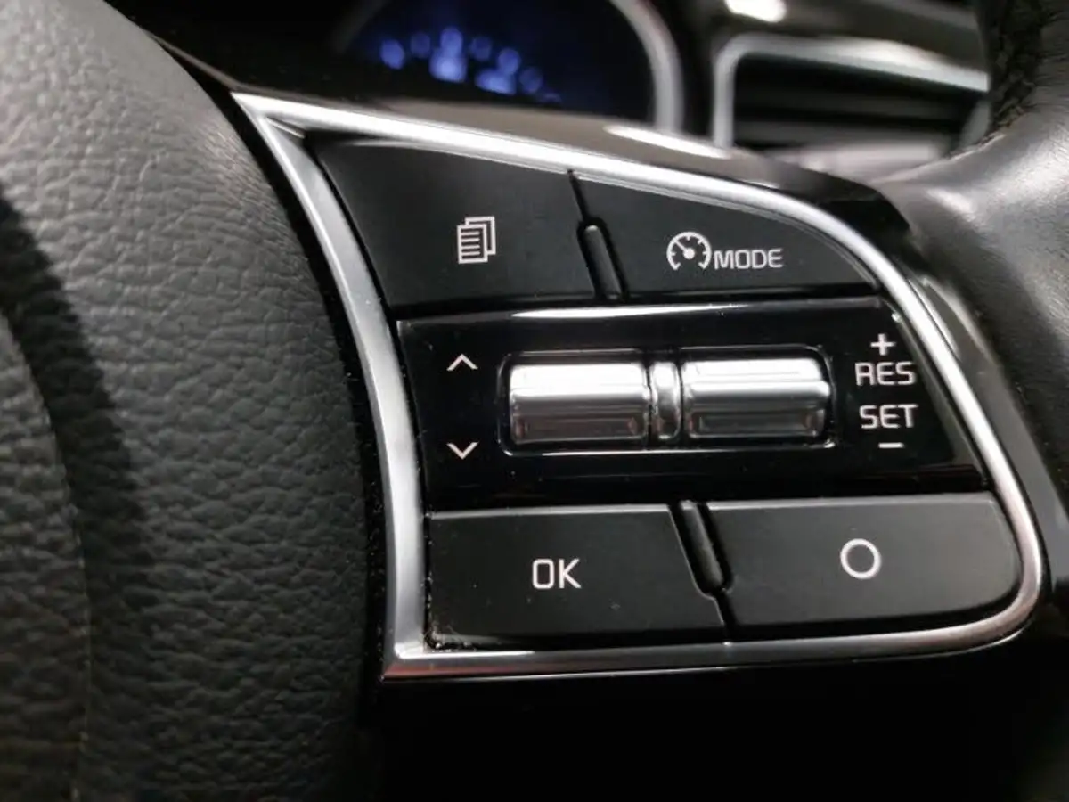 2021-kia-xceed-15-t-gdi-3-big-12