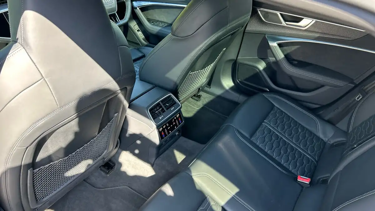 2021-audi-rs6-avant-40-tfsi-vorsprung-big-14