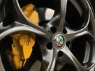 2017-alfa-romeo-giulia-20-veloce-small-13
