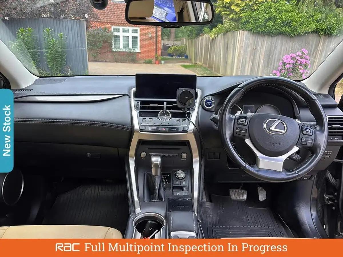2019-lexus-nx-300h-25-nx-premium-pack-big-3