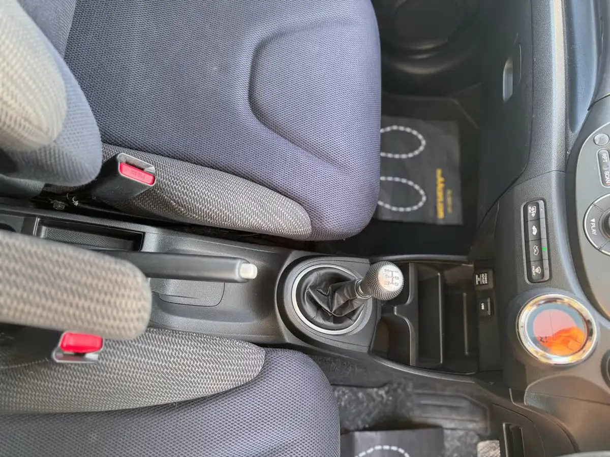 2011-honda-jazz-14-ex-big-33