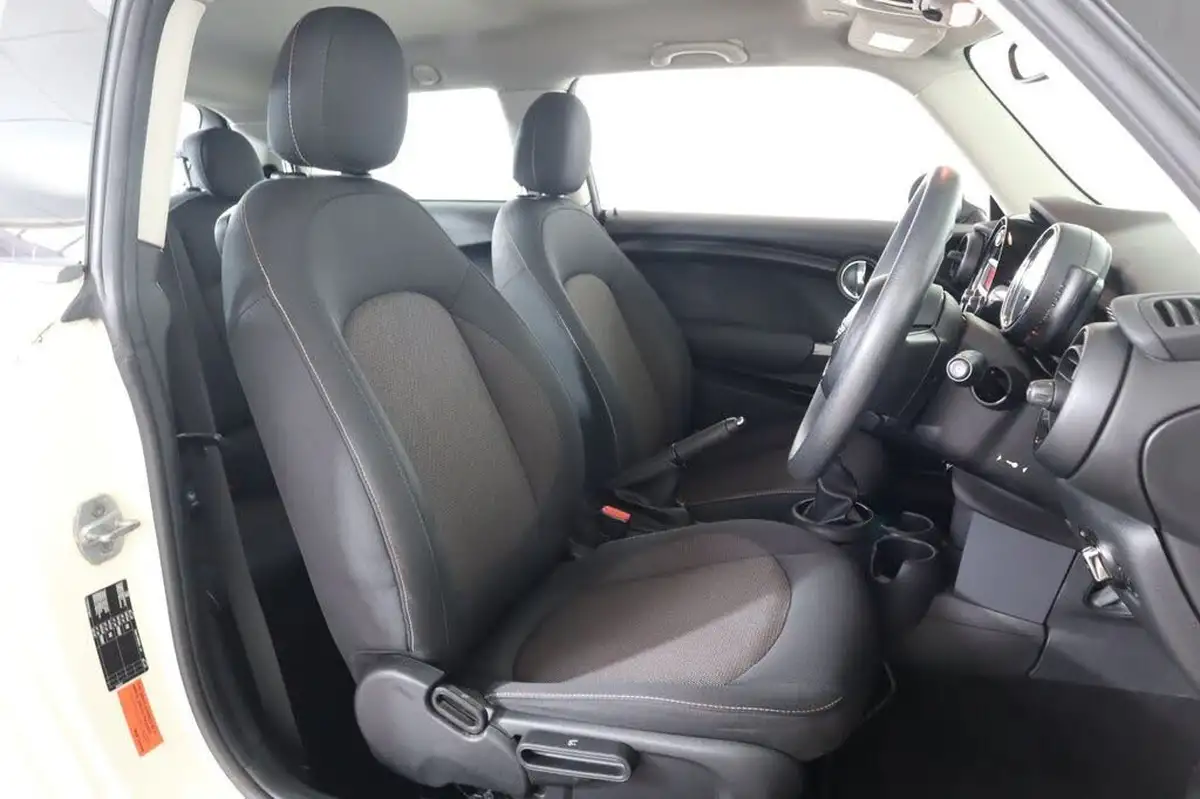 2016-mini-cooper-15-cooper-ss-hatchback-3d-big-12