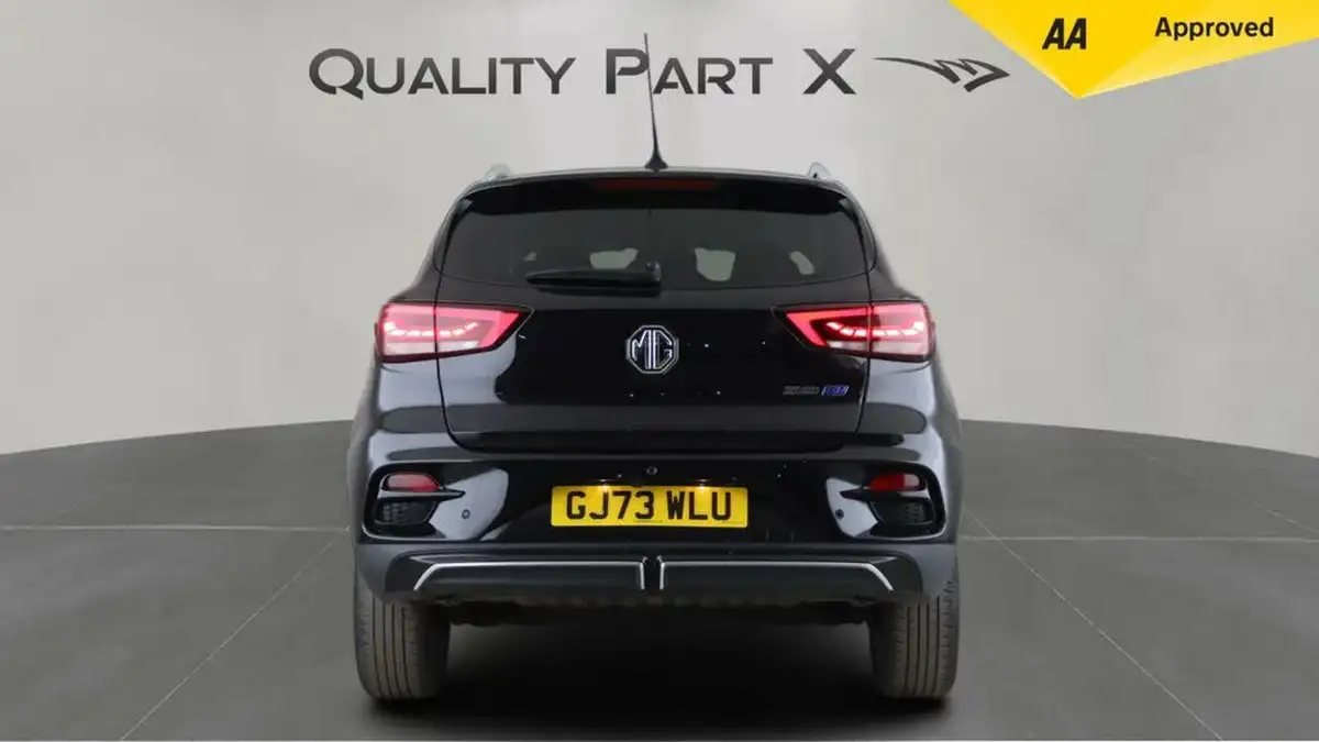 2023-mg-zs-suv-e-trophy-connect-ev-176ps-big-3