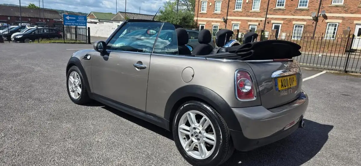 2011-mini-cooper-16td-cooper-d-112bhp-convertible-2d-1598cc-big-5