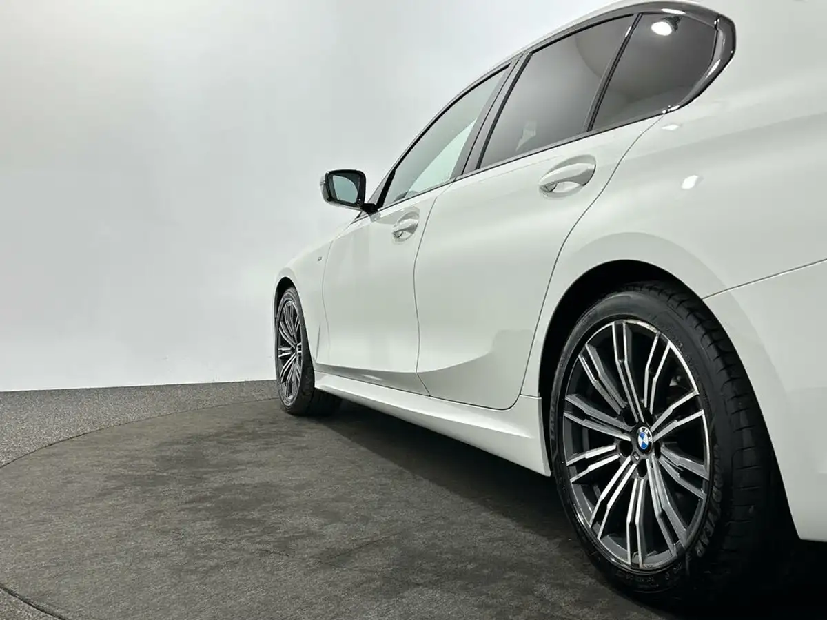 2020-bmw-3-series-20-320i-m-sport-tu-saloon-4d-big-47