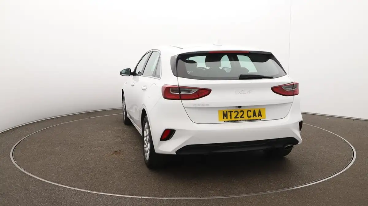 2021-kia-ceed-10-t-gdi-2-hatchback-big-57