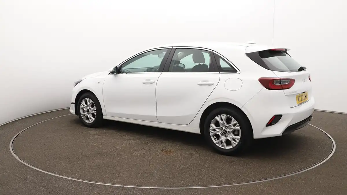 2021-kia-ceed-10-t-gdi-2-hatchback-big-33