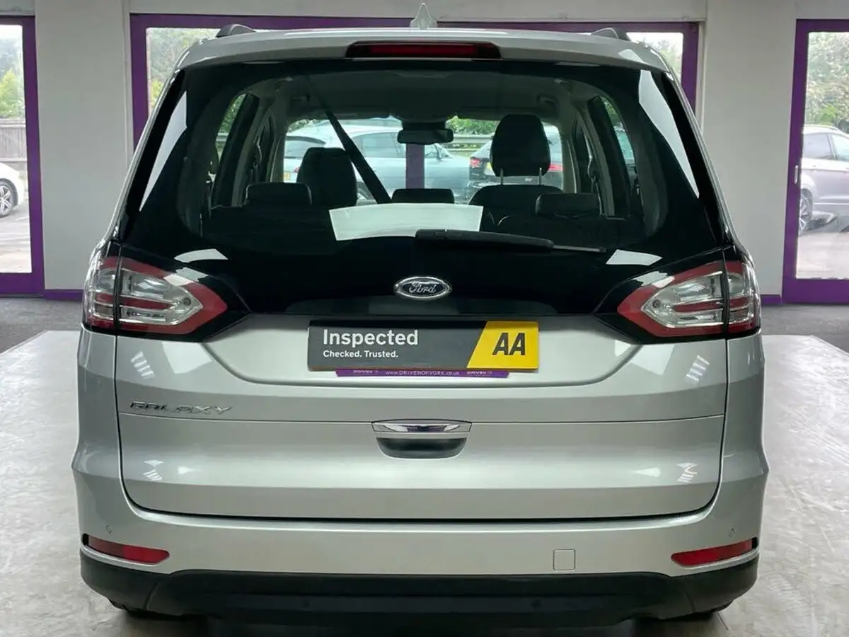 2021-ford-galaxy-20-zetec-big-8