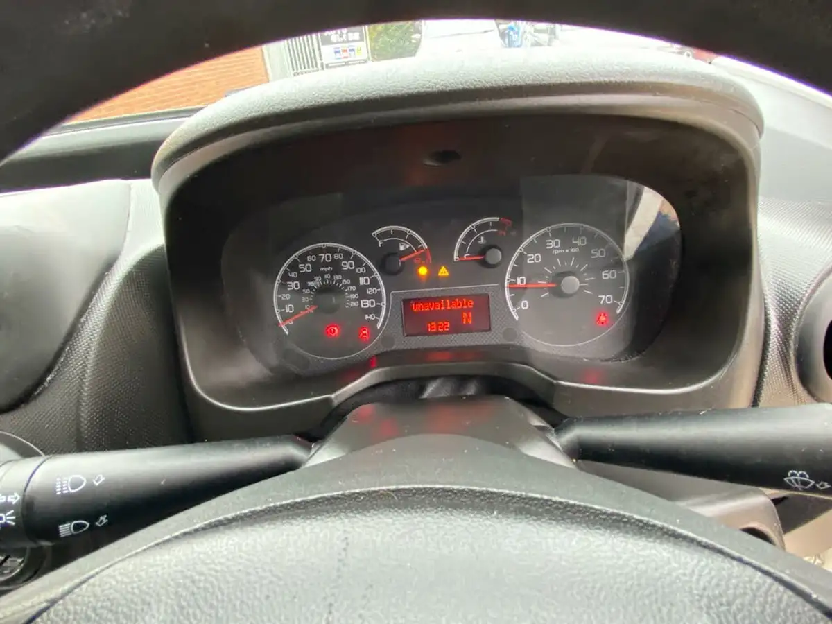 2015-fiat-fiorino-13jtd-cargo-sx-comfort-matic-big-29