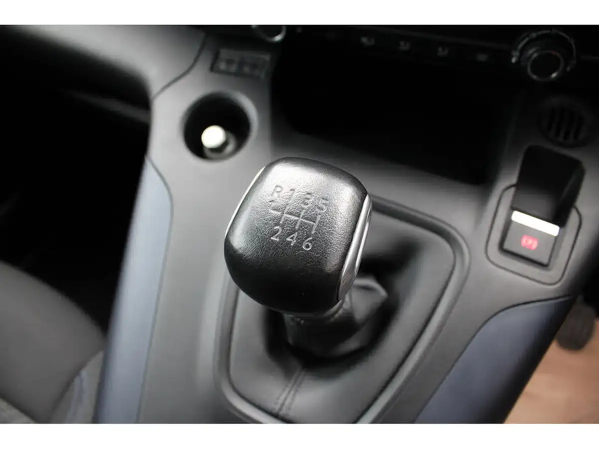 2021-peugeot-rifter-15-bluehdi-allure-130bhp-standardss-eat8-big-48