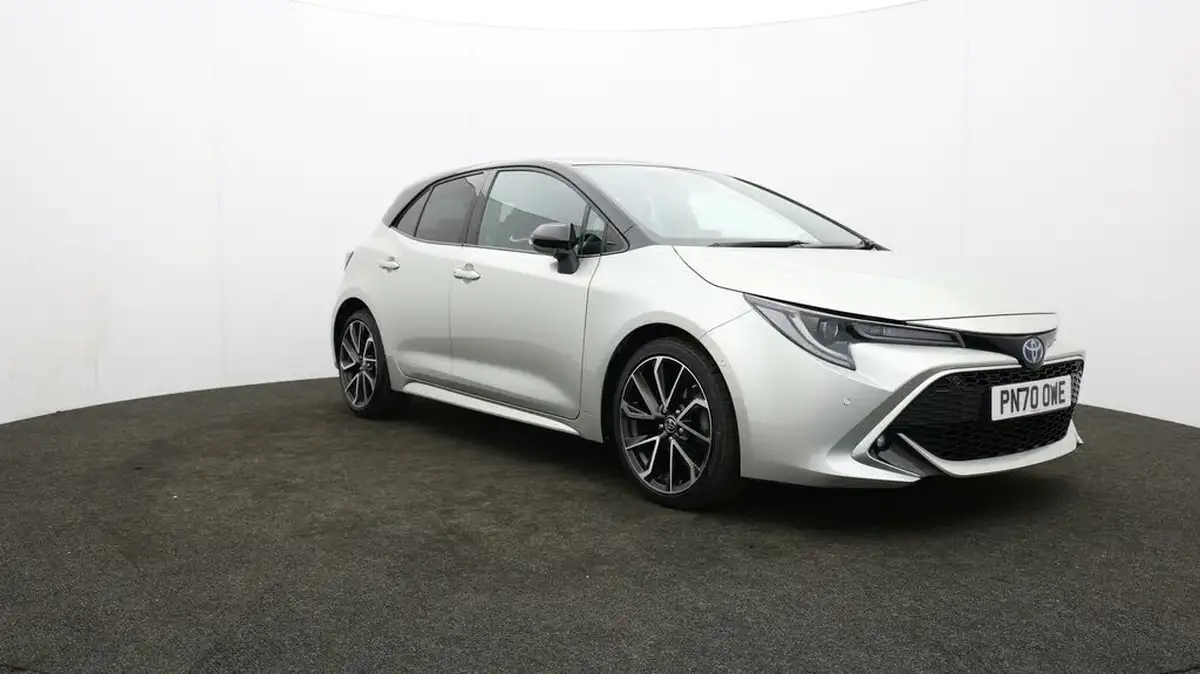 2020-toyota-corolla-18-vvt-i-excel-trk-hatchback-big-0